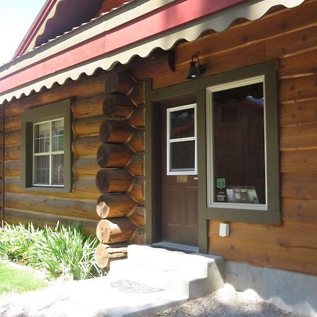 Historic Tamarack Lodge Hungry Horse ภายนอก รูปภาพ