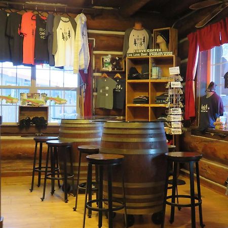 Historic Tamarack Lodge Hungry Horse ภายนอก รูปภาพ