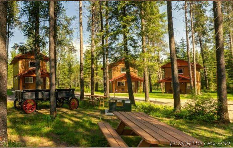 Historic Tamarack Lodge Hungry Horse ภายนอก รูปภาพ